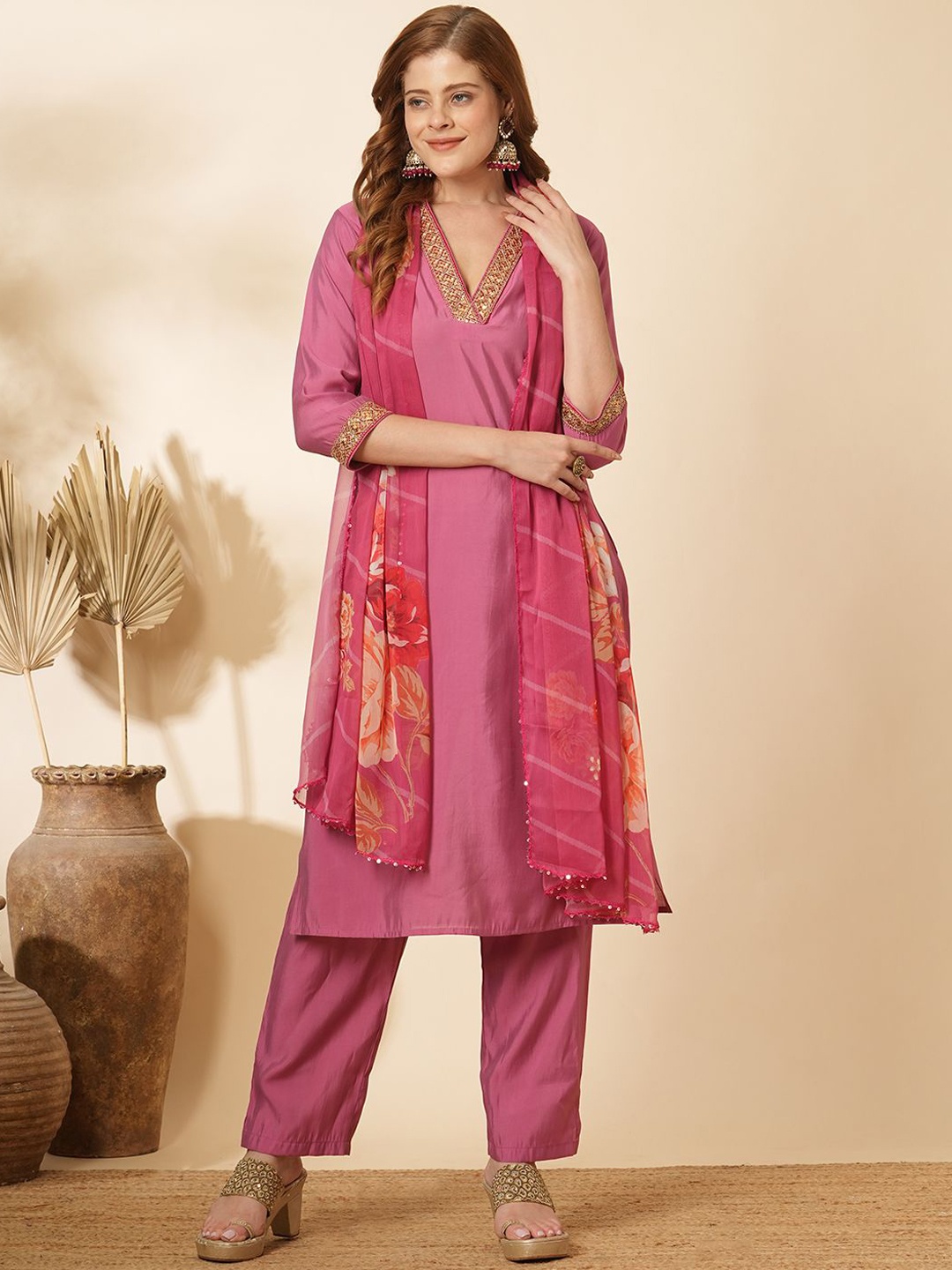 

FASHOR Embroidered Regular Sequinned Kurta with Trousers & Dupatta, Purple