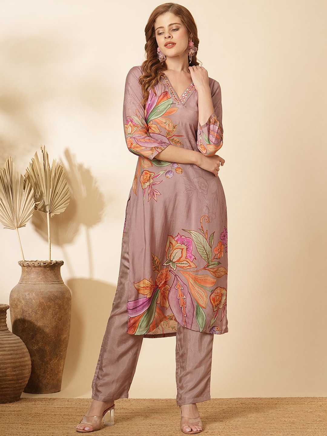 

FASHOR Floral Printed Regular Mirror Work Kurta with Trousers, Lavender