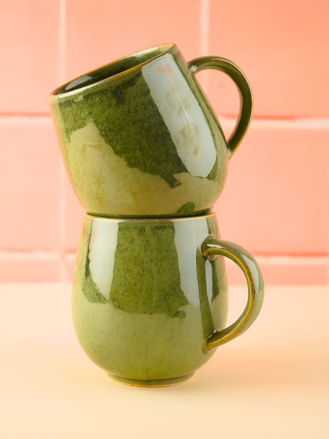 

WEAVING HOMES Green 2 Pieces Ceramic Glossy Mugs 350 ml Each