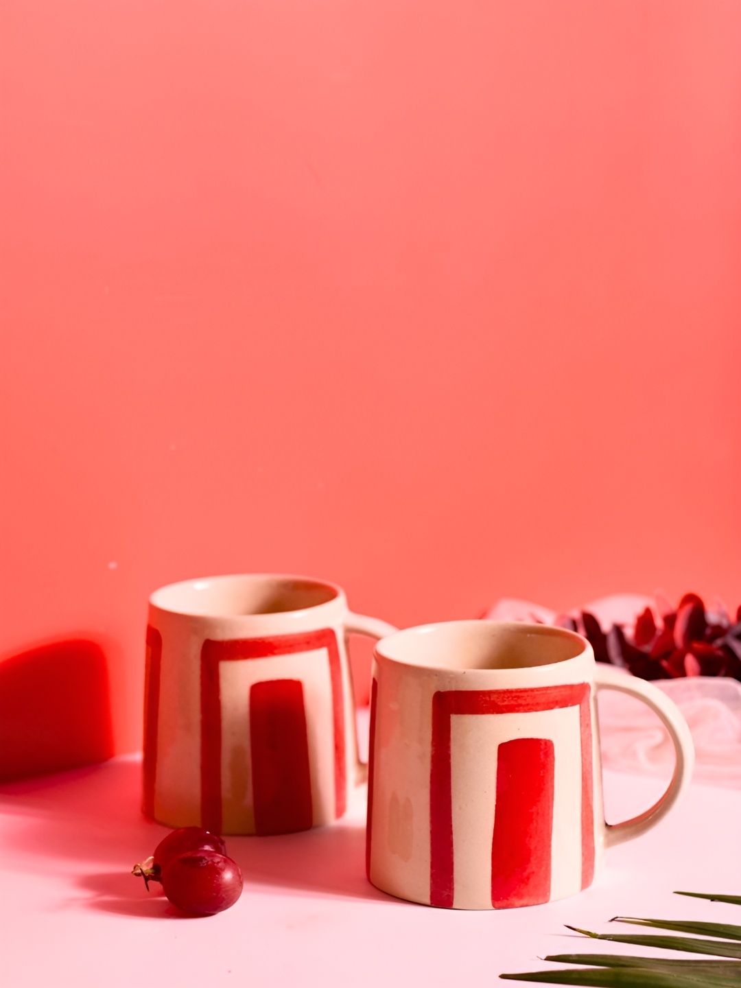 

WEAVING HOMES Red & White 2 Pieces Printed Ceramic Glossy Mugs 250ml