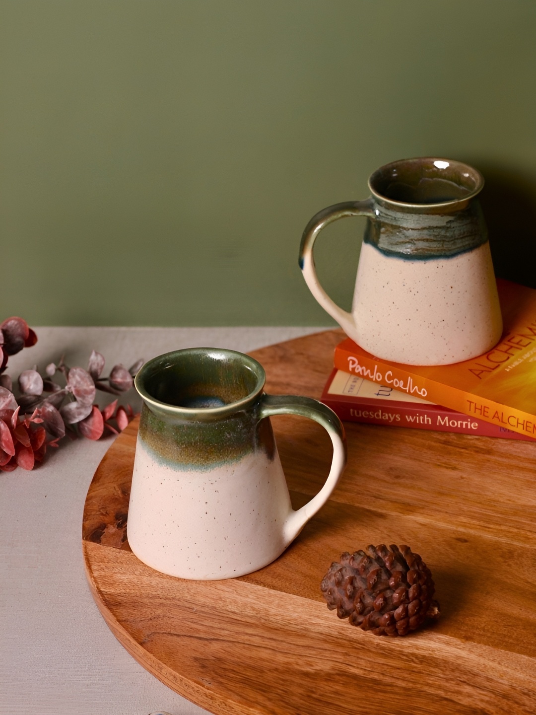 

WEAVING HOMES White & Green 2 Pcs Printed Ceramic Glossy Mugs 290 ml