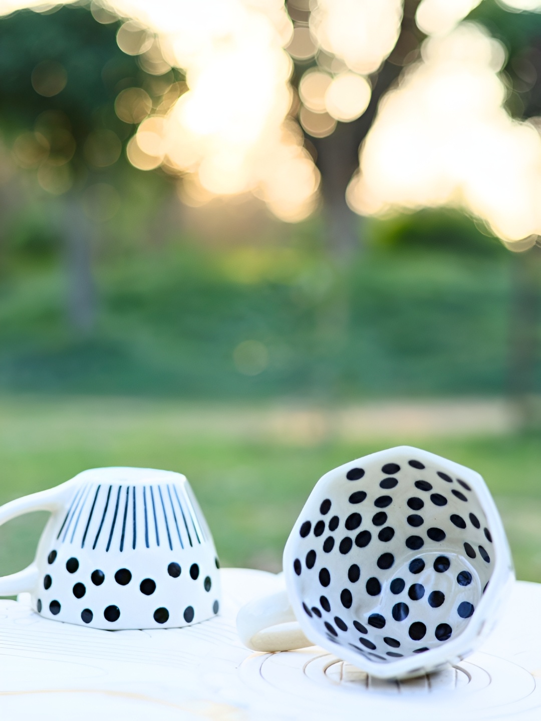 

WEAVING HOMES White & Black 2 Pieces Printed Ceramic Glossy Mugs 200 ml