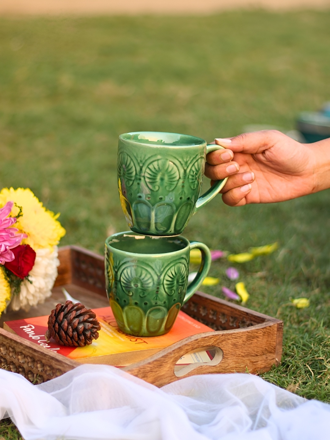 

WEAVING HOMES Green Floral Printed Ceramic Glossy Mugs 230 ml Each