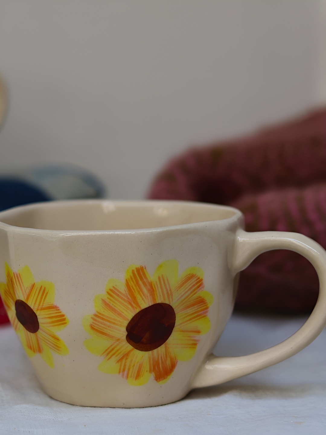 

WEAVING HOMES White & Yellow 2 Pieces Floral Printed Ceramic Glossy Mugs 200 ml