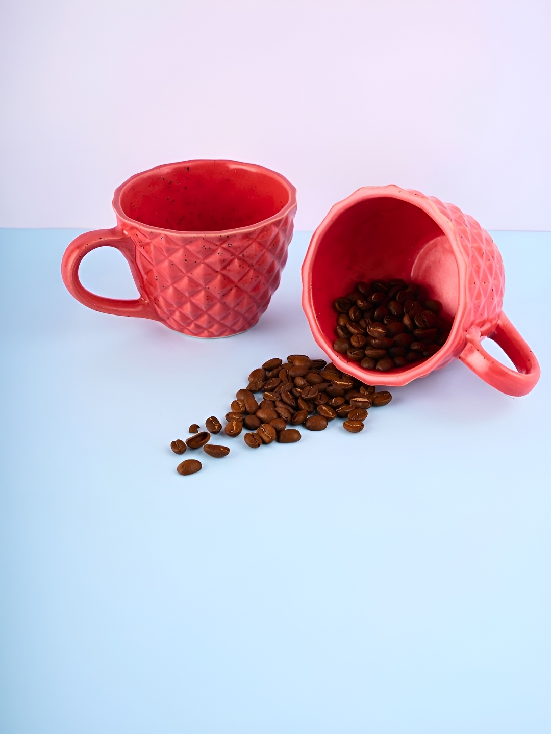 

WEAVING HOMES Red 2 Pieces Textured Ceramic Glossy Mugs 200ml