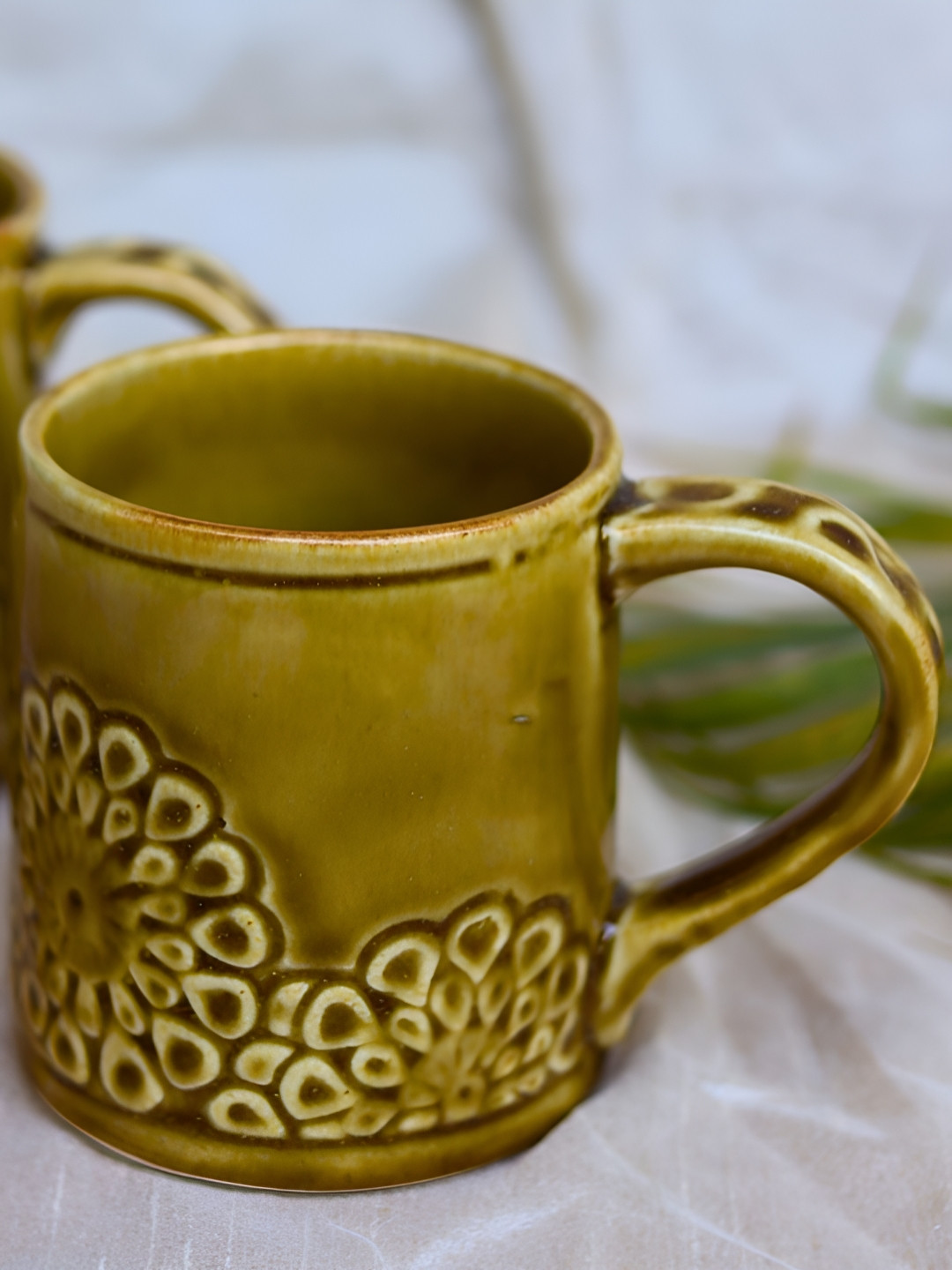 

WEAVING HOMES Green & Beige Printed Ceramic Glossy Mug 320 ml