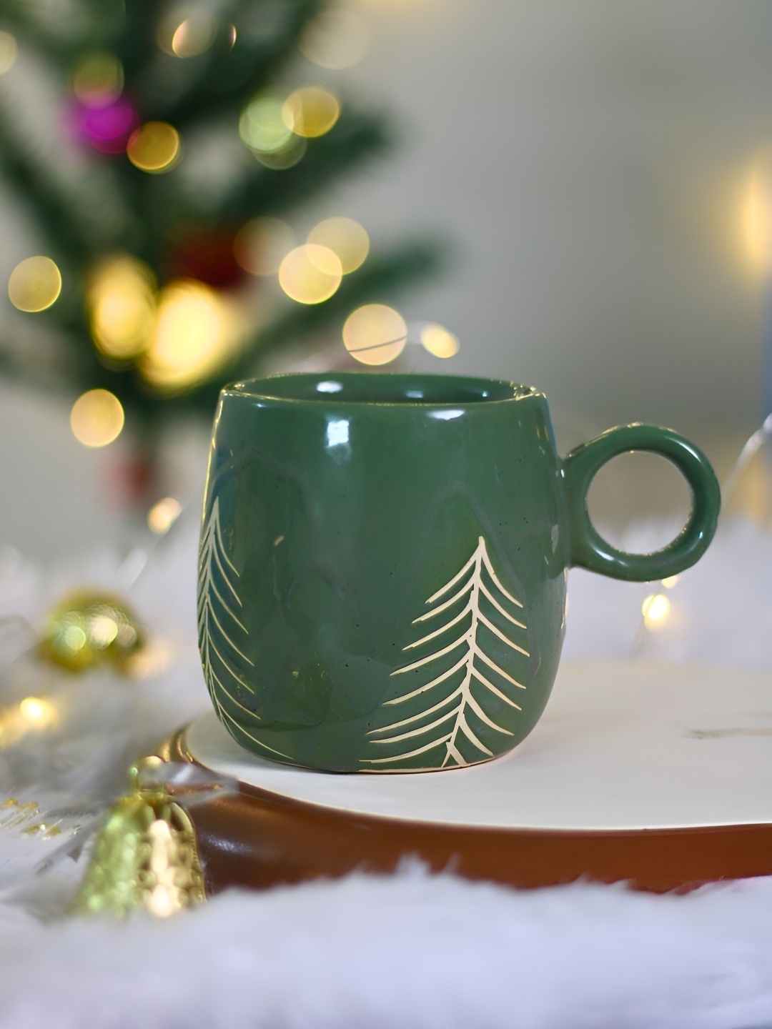 

WEAVING HOMES Green & Gold Toned Textured Microwave Safe Matte Ceramic Mug 200 ml