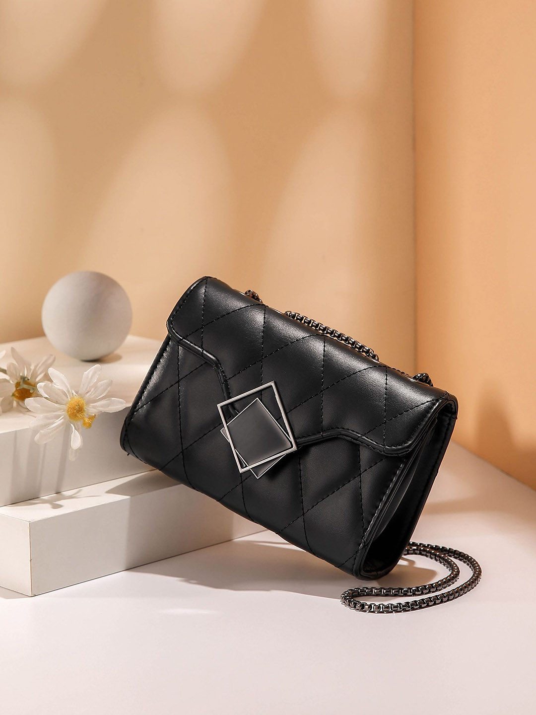 

Diva Dale Women Textured PU Swagger Sling Bag with Quilted, Black