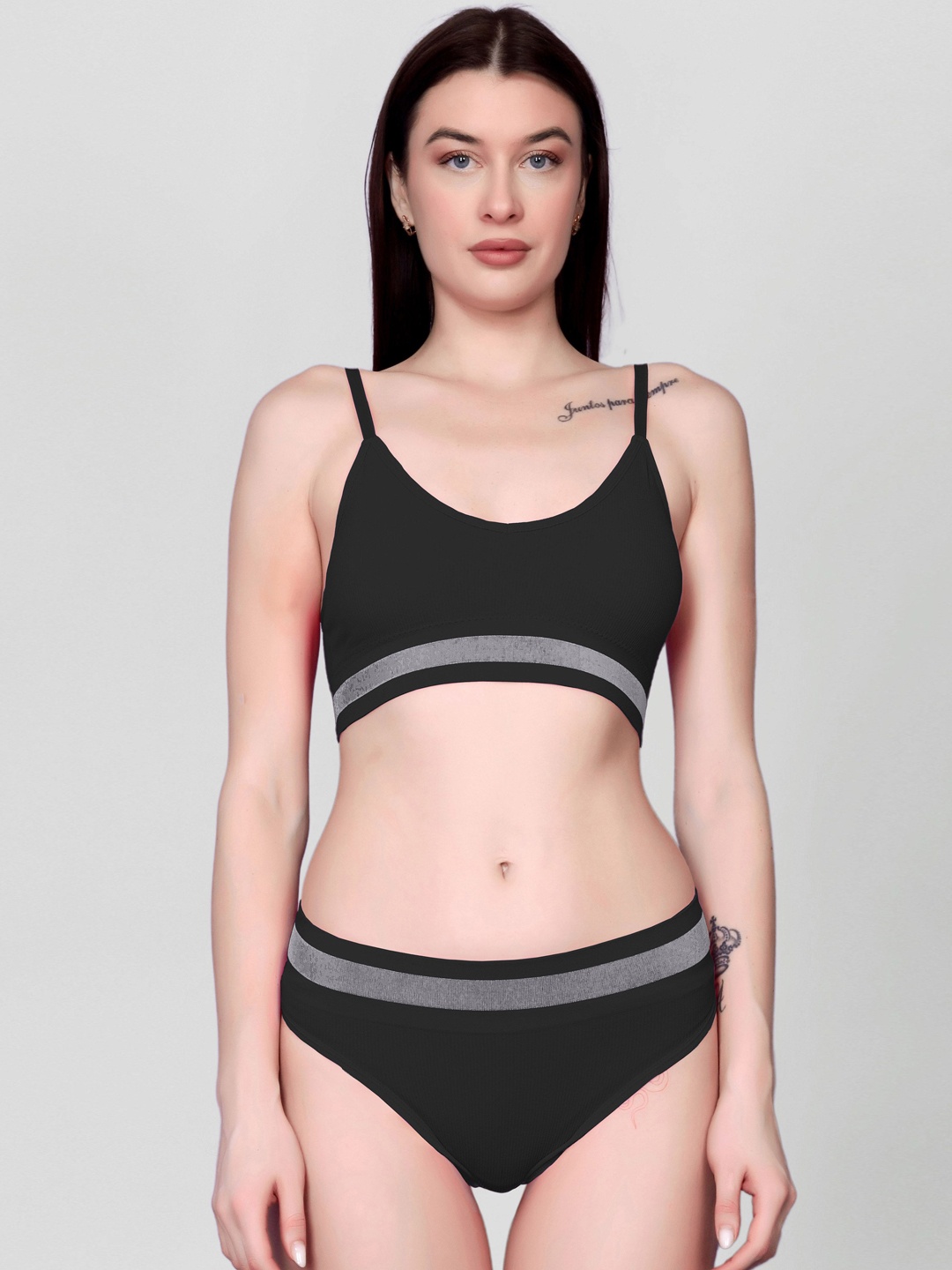 

Gopalvilla Women Lightly-Padded Lingerie Set, Black
