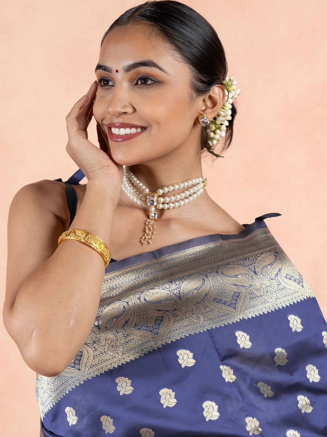 

Subham Ethnic Motifs Woven Designed Zari Saree, Navy blue