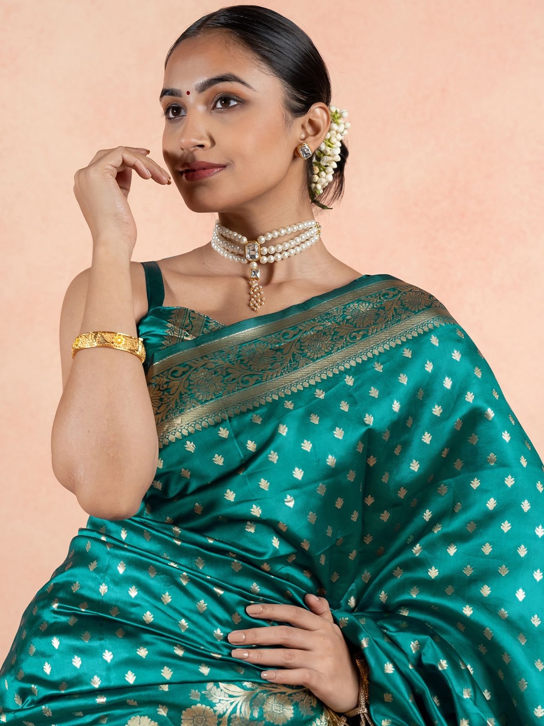 

Subham Ethnic Motifs Woven Designed Zari Saree, Teal