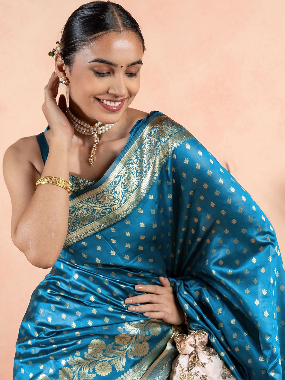 

Subham Ethnic Motifs Woven Designed Zari Saree, Blue