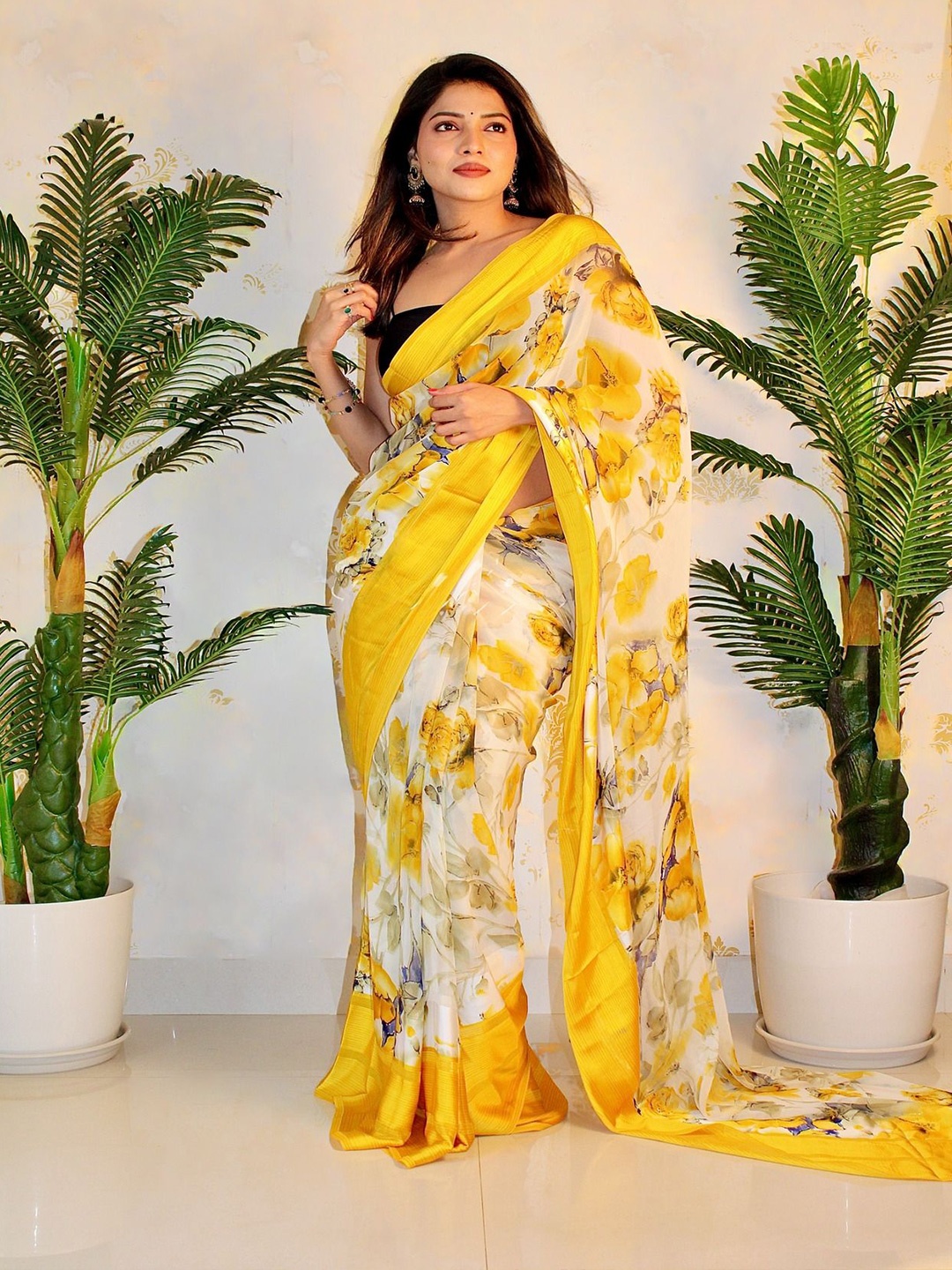 

SANJANA SILK Floral Printed Pure Georgette Saree, Yellow
