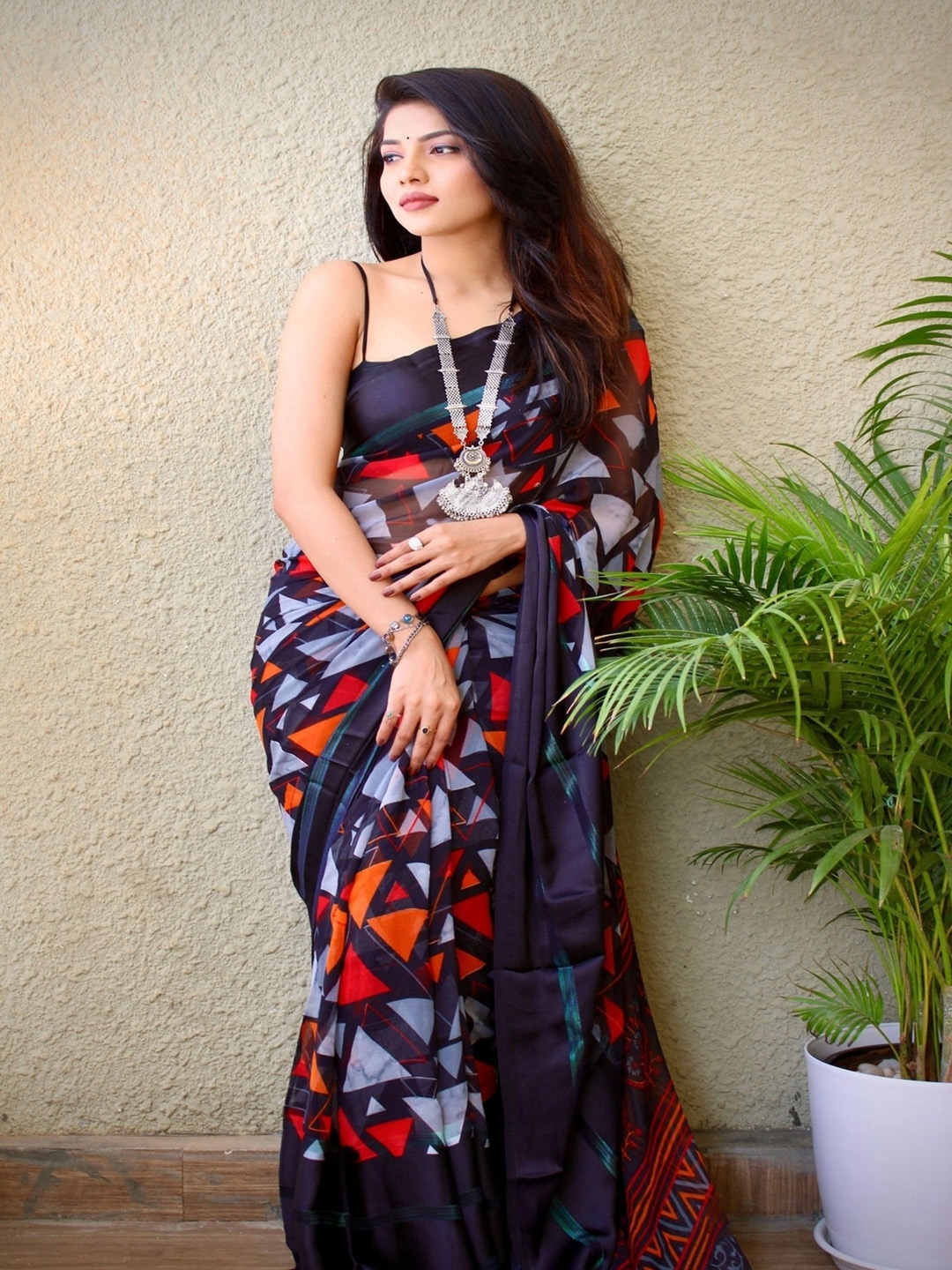 

SANJANA SILK Geometric Printed Pure Georgette Saree, Black