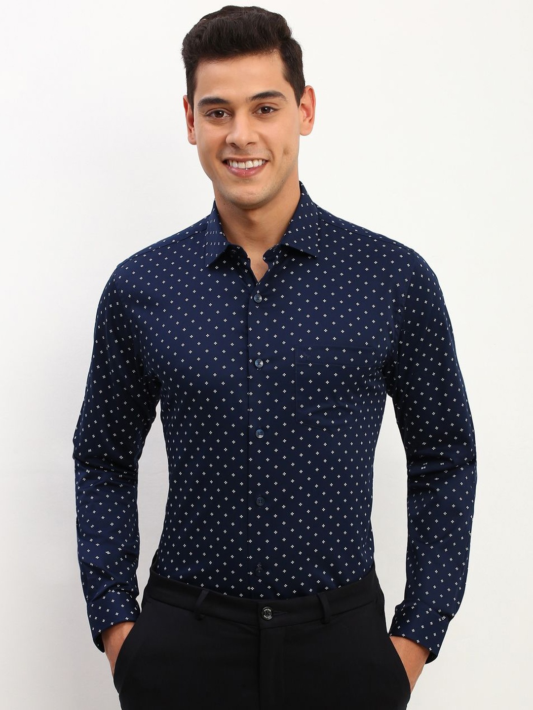 

Allen Solly Men Slim Fit Opaque Printed Formal Shirt, Navy blue