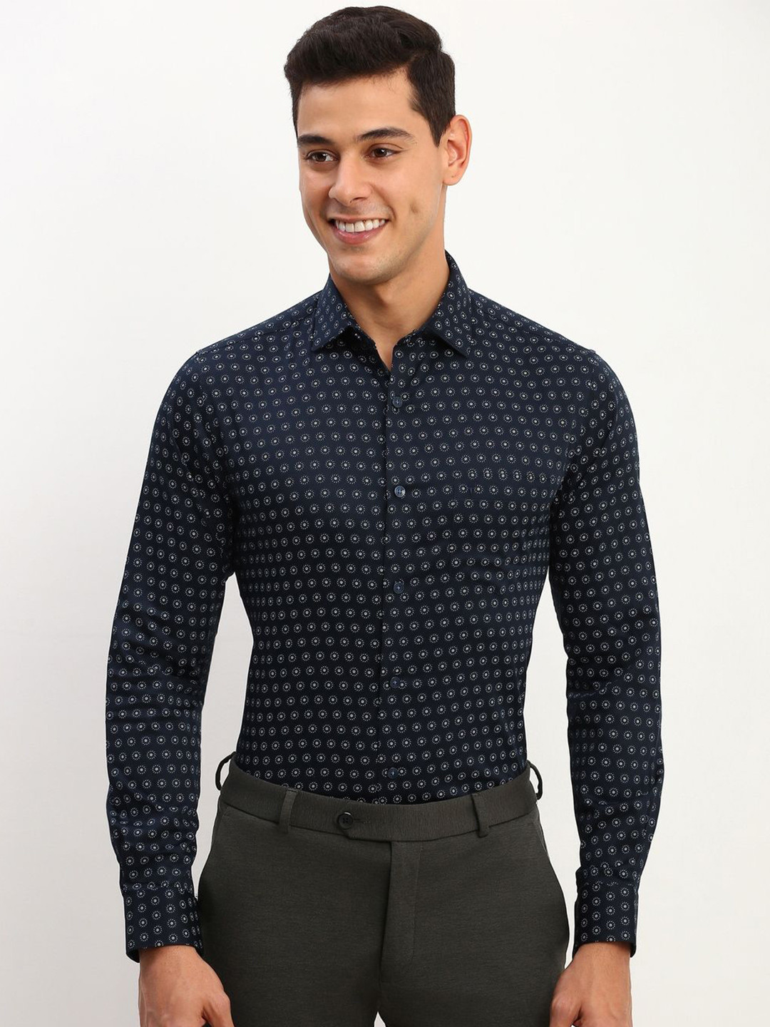 

Allen Solly Men Slim Fit Opaque Printed Formal Shirt, Navy blue