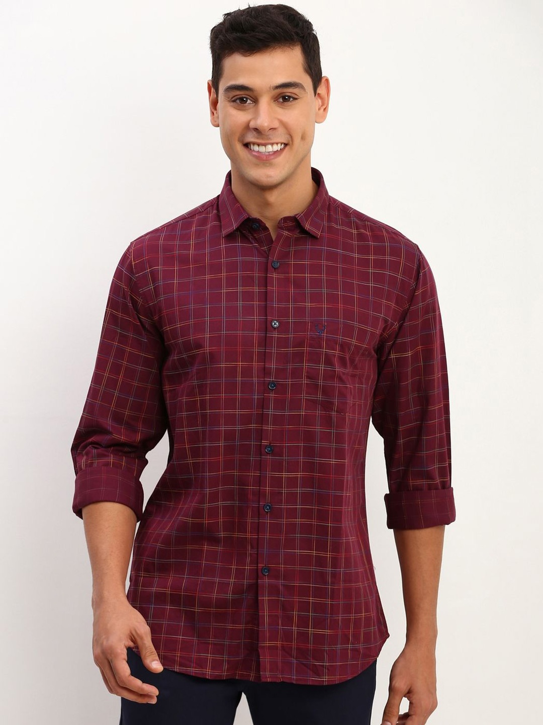 

Allen Solly Men Slim Fit Opaque Checked Casual Shirt, Maroon