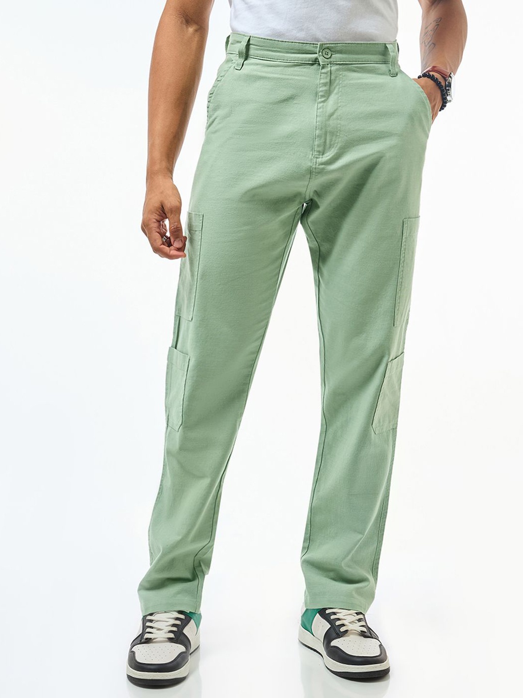 

Bewakoof Men Mid Rise Cargo Trousers, Green