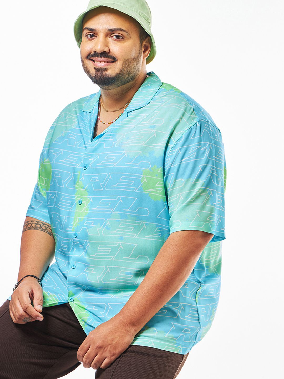

Bewakoof Men All Over Printed Plus Size Oversized Casual Shirt, Blue