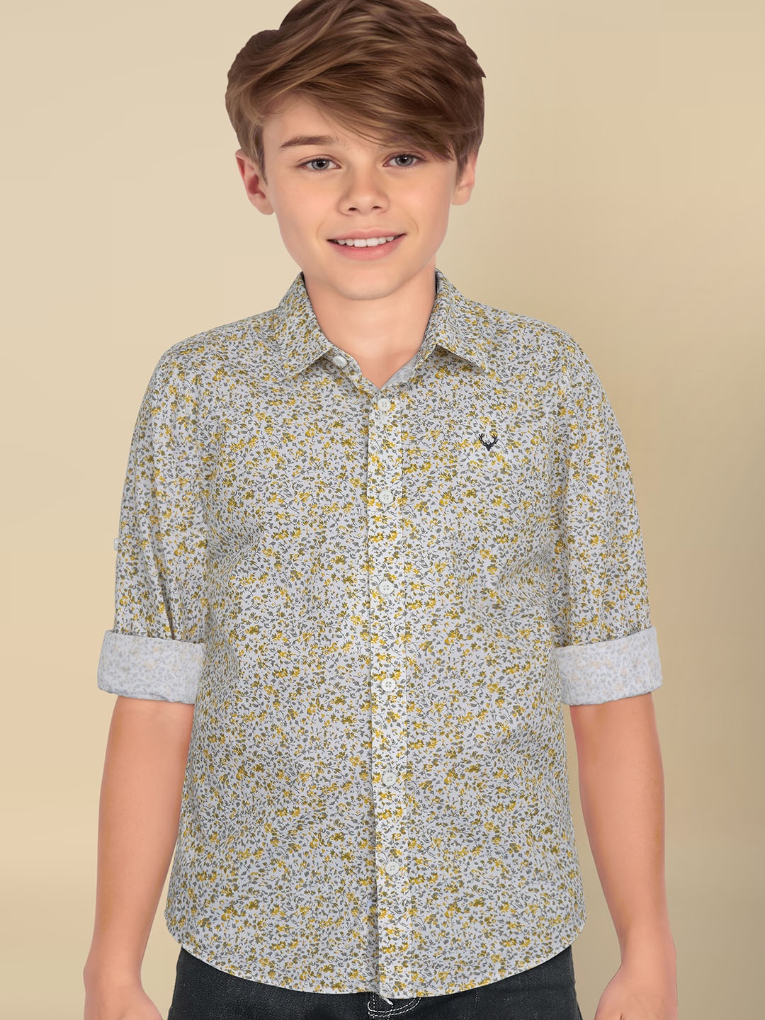 

Allen Solly Junior Boys Slim Fit Spread Collar Ethnic Motifs Printed Casual Shirt, Cream