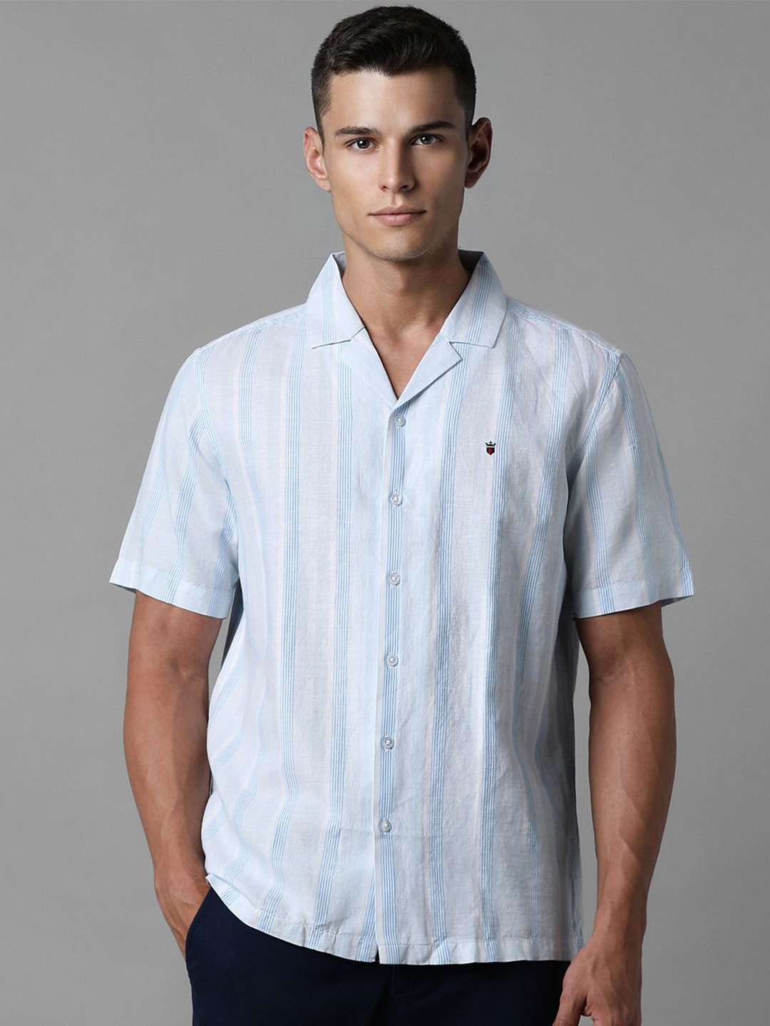 

Louis Philippe Sport Men Slim Fit Opaque Striped Casual Shirt, Blue