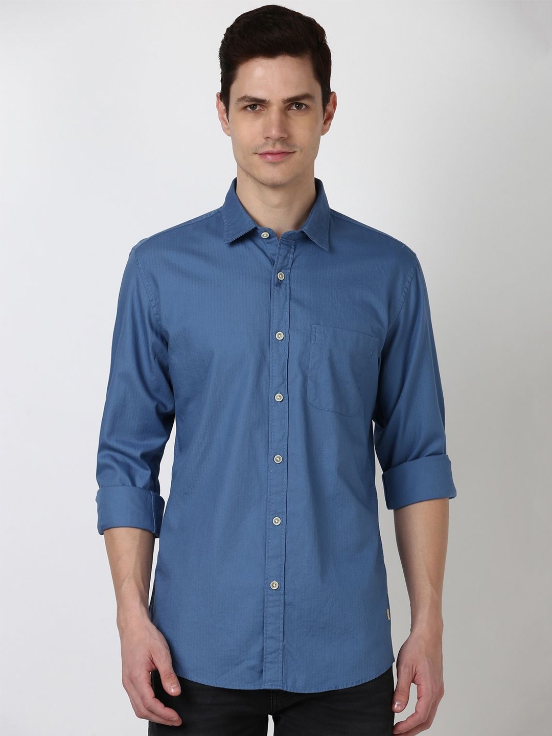 

Peter England Casuals Men Cotton Solid Slim Fit Opaque Casual Shirt, Blue