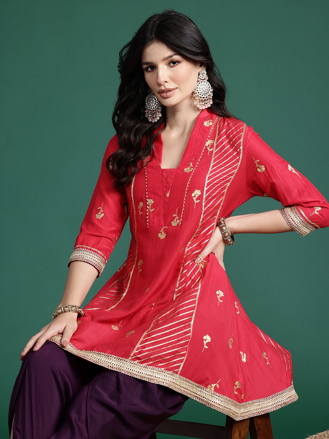 

Sangria Women Floral Printed Regular Gotta Patti Kurti with Dhoti Pants, Pink
