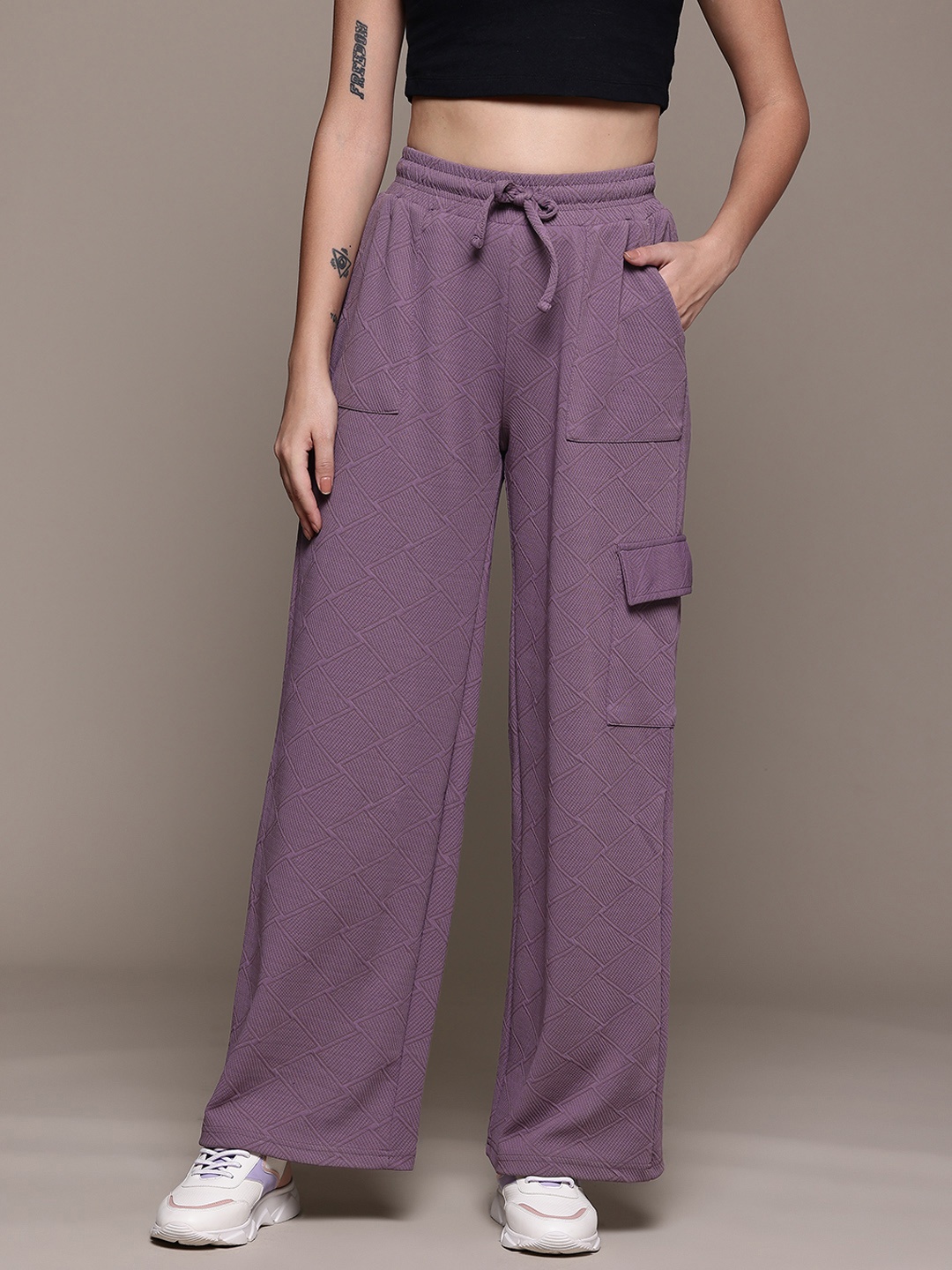 

The Roadster Lifestyle Co. Women Textured Straight Cargo-Style Track Pants, Purple