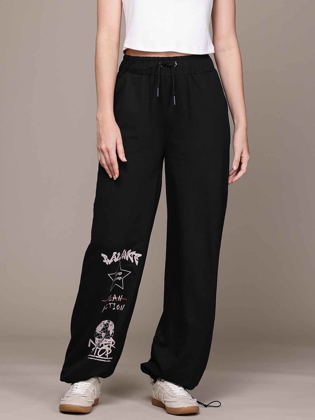 

The Roadster Lifestyle Co. RE/LAX Women Printed Joggers, Black