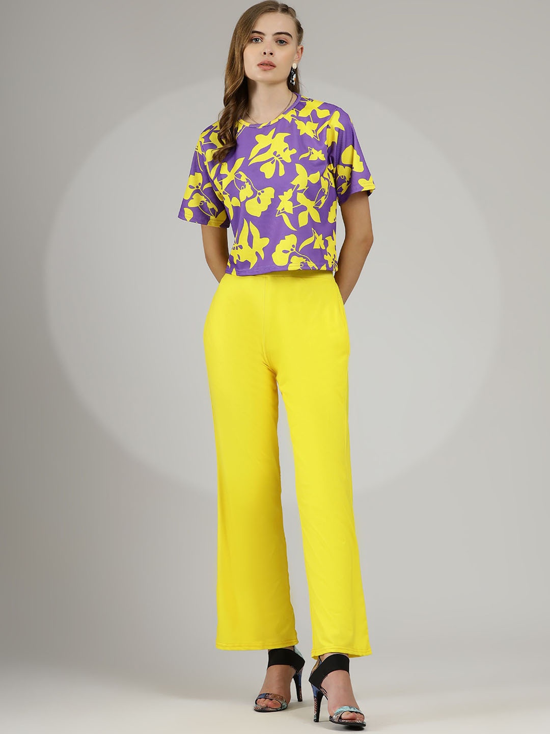 

WESTHOOD Printed Round Neck T-Shirt With Trouser, Purple
