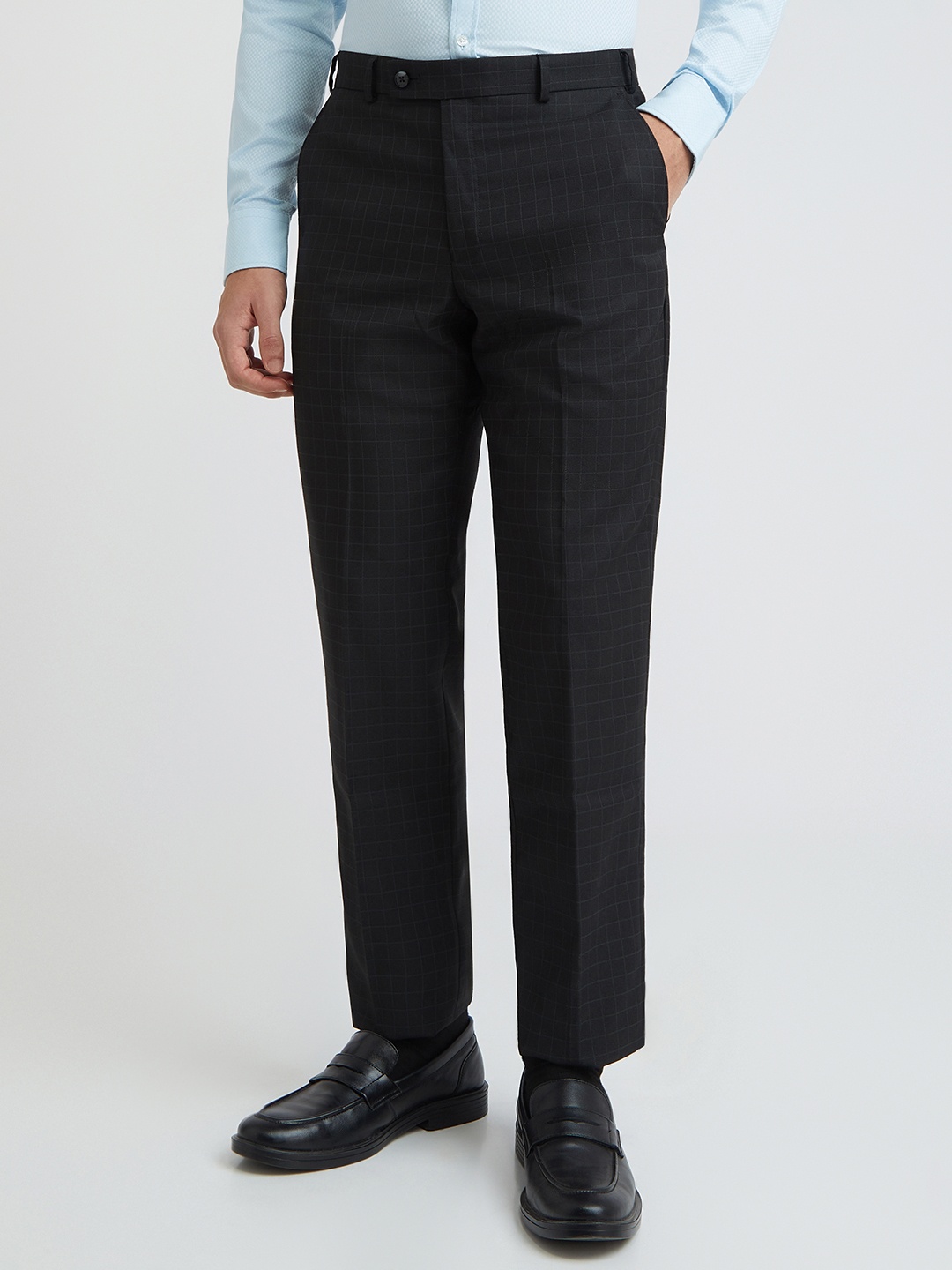 

Park Avenue Men Checked Formal Trousers, Black