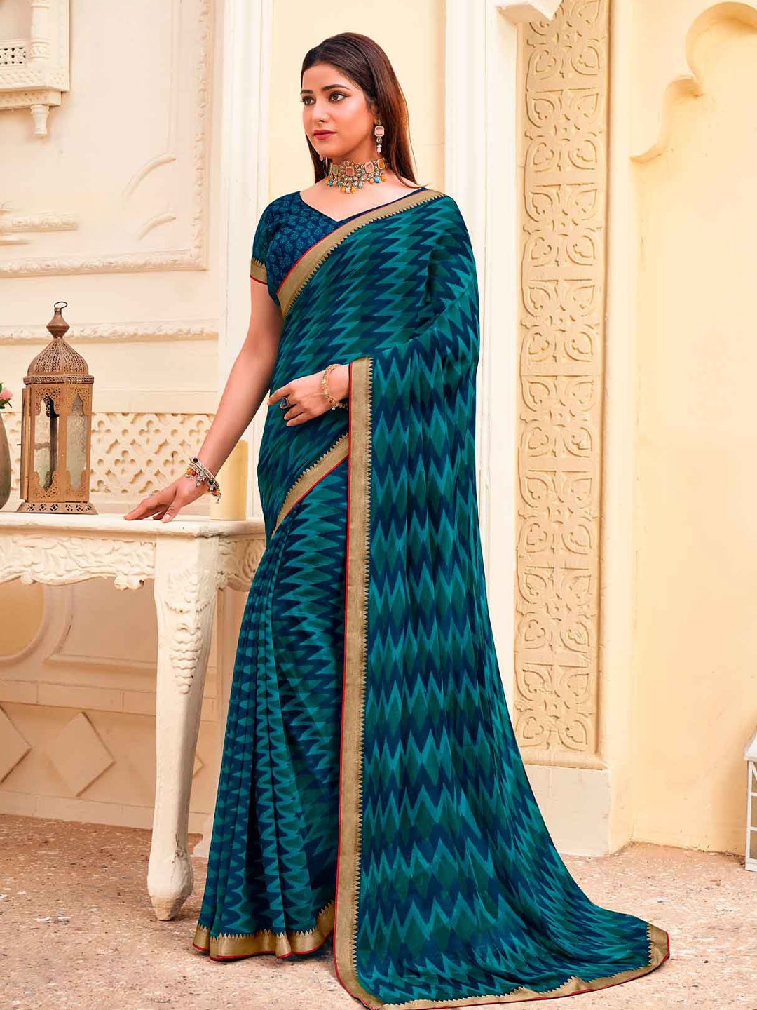 

Laxmipati Woven Design Abstract Printed Saree, Violet