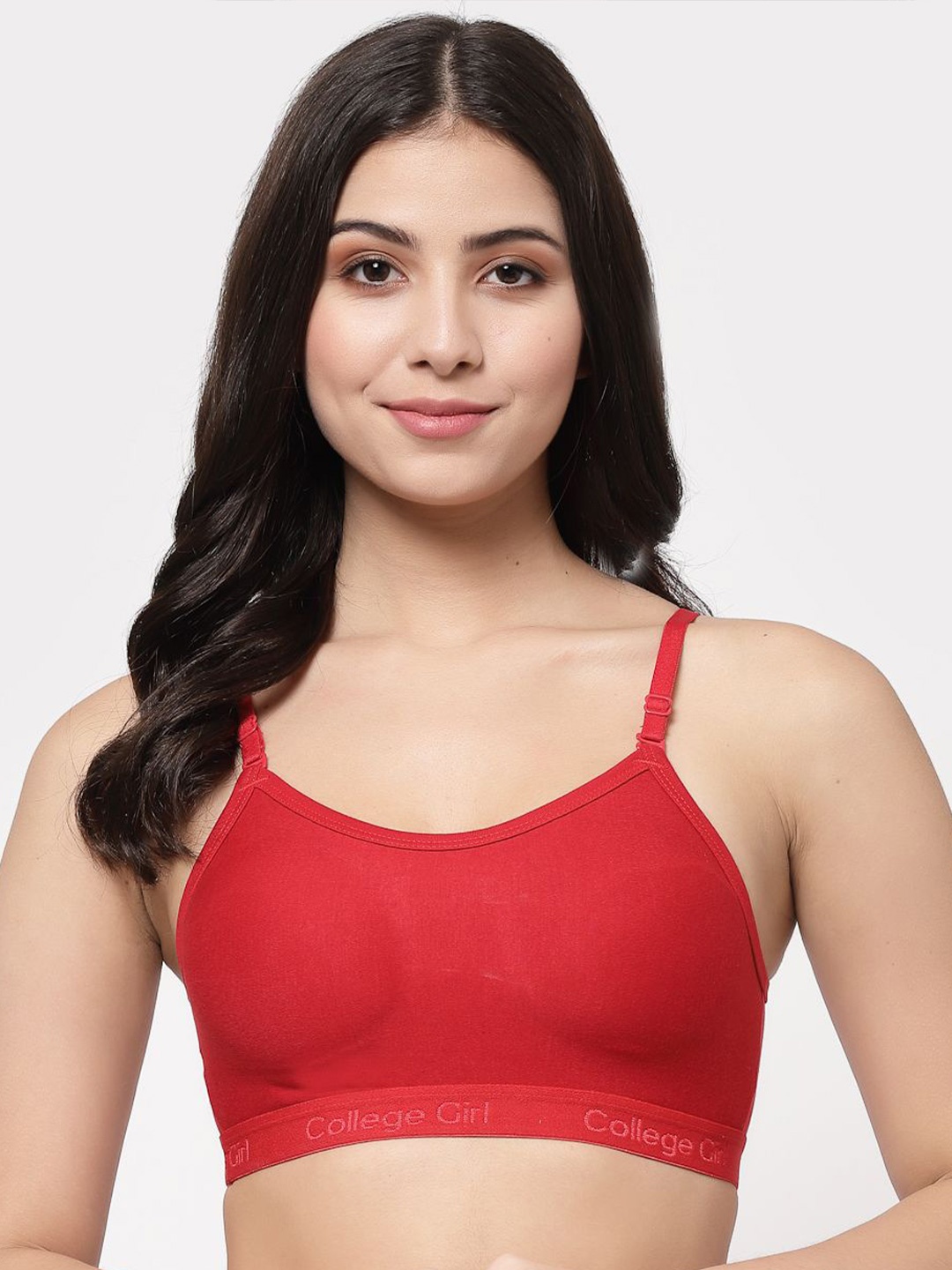 

Docare Women Full Coverage Seamless Non Padded Sports Bra, Red