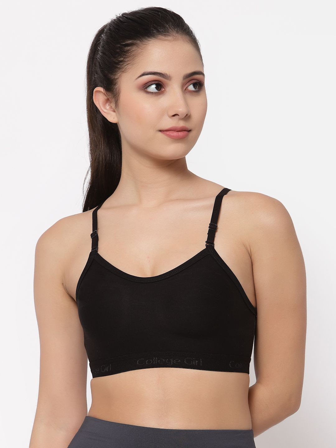 

Docare Full Coverage Seamless Non Padded Sports Bra, Black