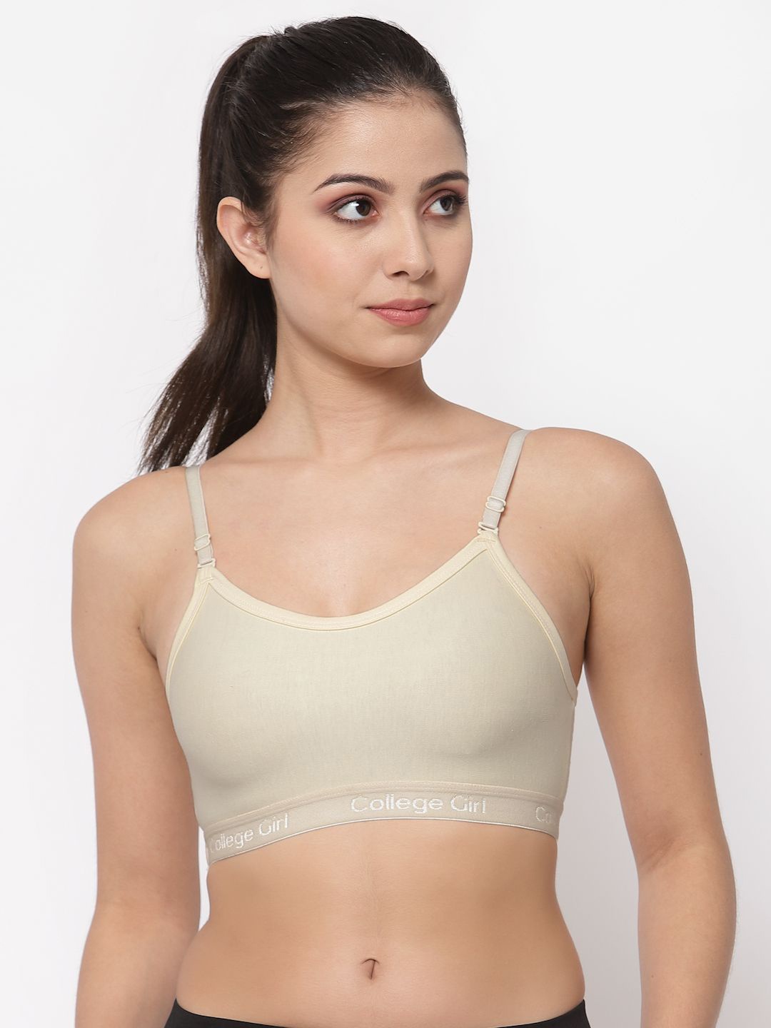 

Docare Full Coverage Seamless Non Padded Sports Bra, Beige