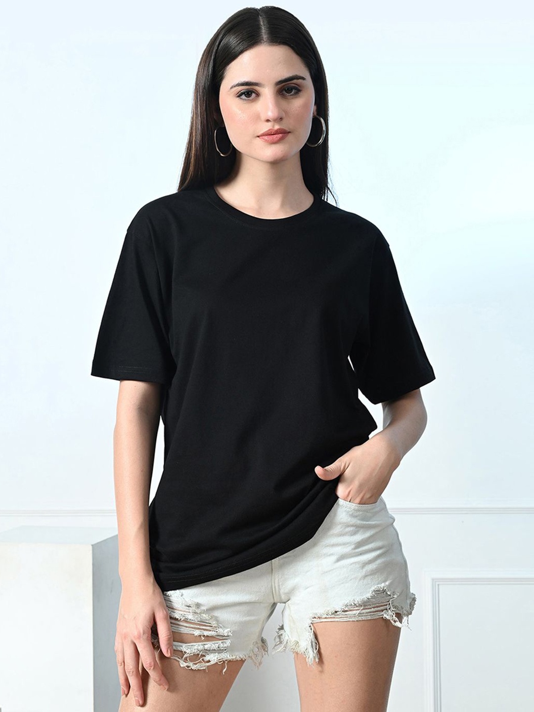 

FITINC Women Extended Sleeves Pockets T-shirt, Black