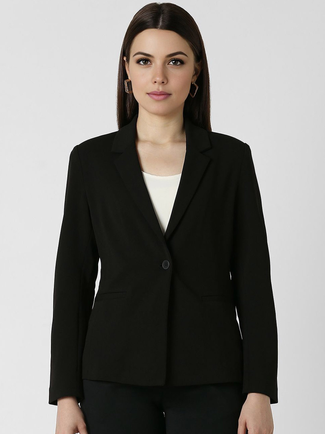 

Van Heusen Woman Notched Lapel Collar Single-Breasted Formal Blazer, Black
