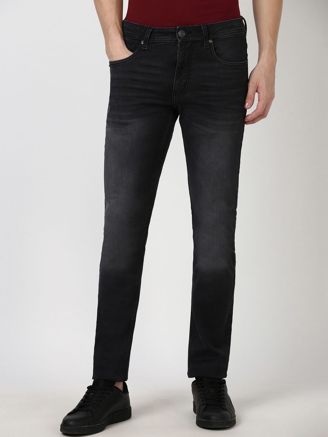 

Peter England Casuals Men Tapered Fit Jeans, Black