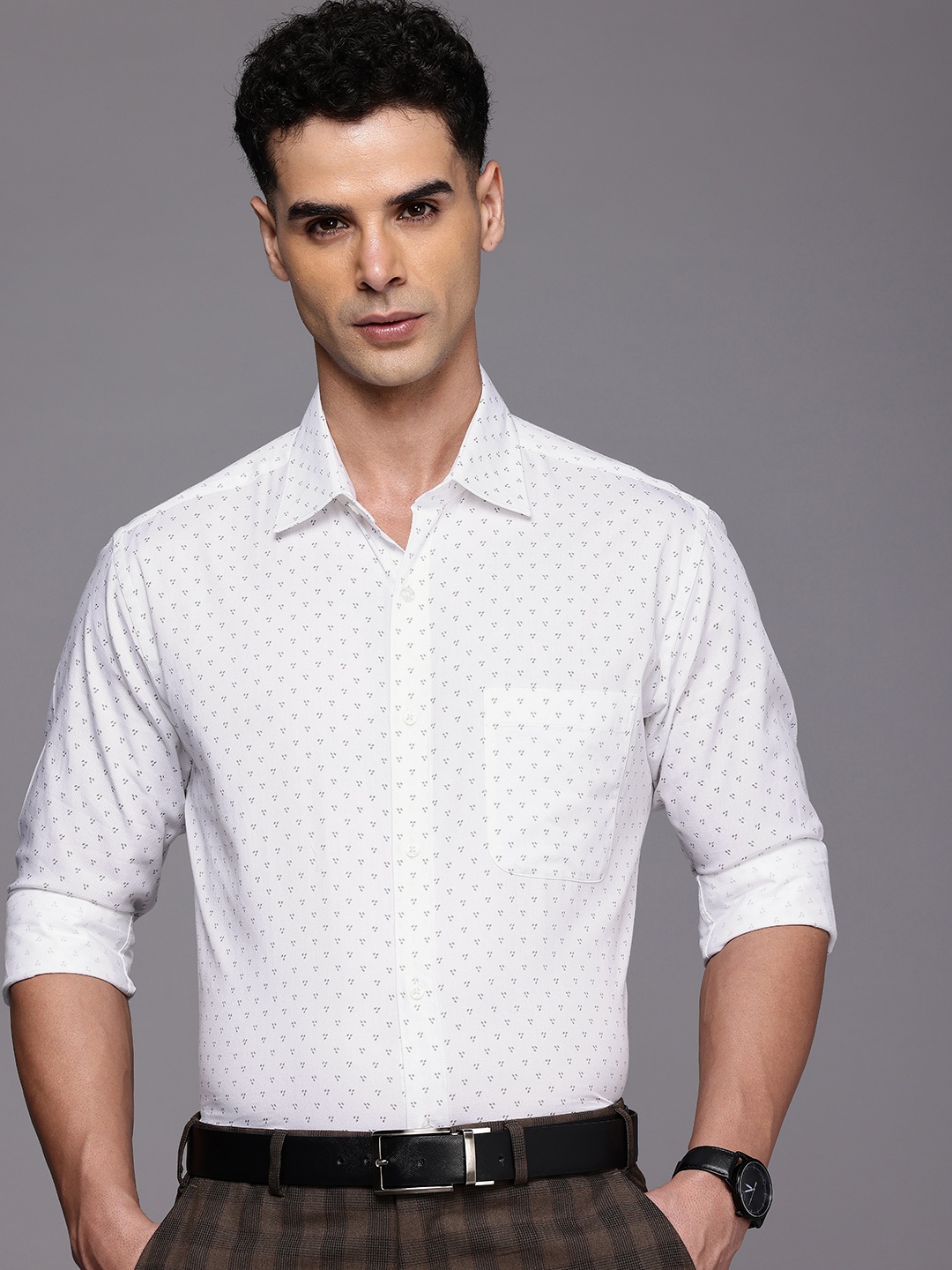 

Raymond Slim Fit Geometric Printed Pure Cotton Formal Shirt, White