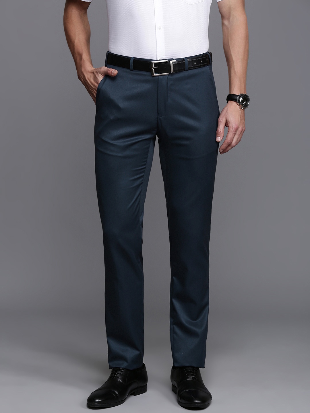 

Raymond Men Slim Fit Formal Trousers, Navy blue