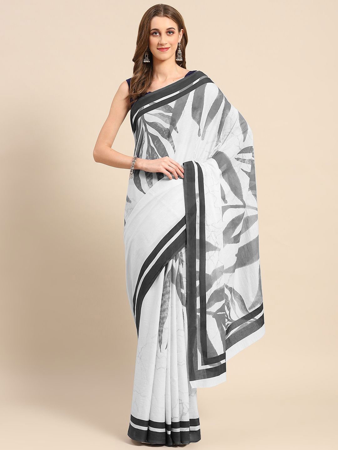 

BUTA BUTI Floral Pure Cotton Saree, Black