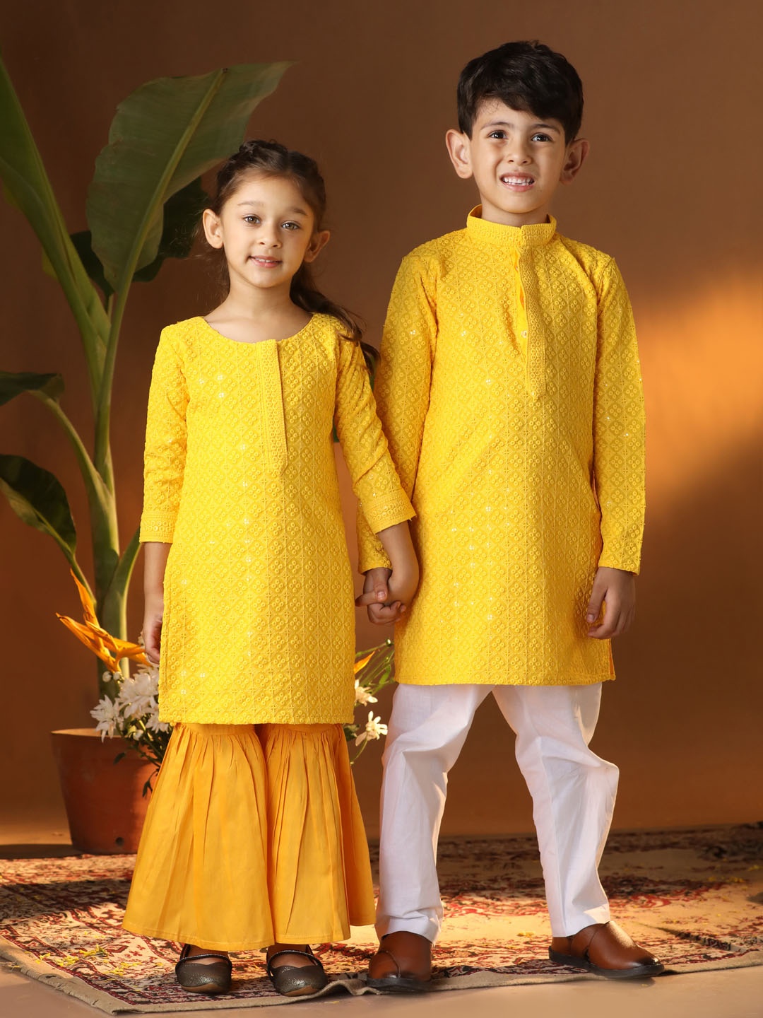 

VASTRAMAY Boys Geometric Embroidered Mandarin Collar Sequinned Straight Kurta With Pyjamas, Yellow