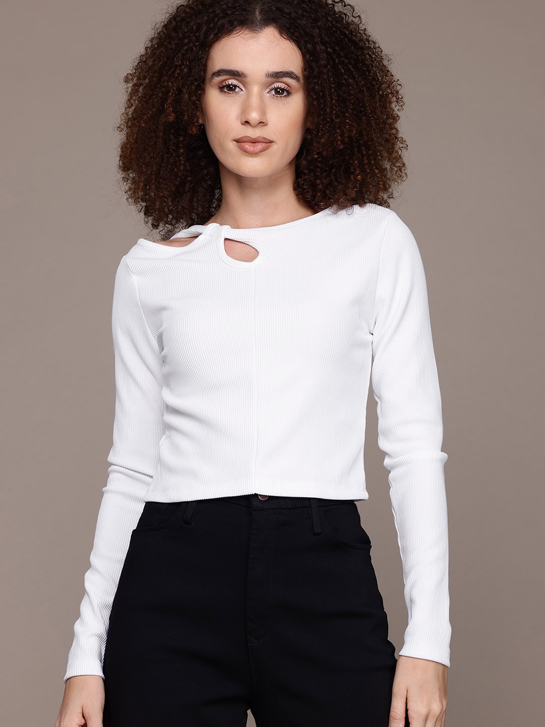 

The Roadster Lifestyle Co. Twisted-Detailed Top, White