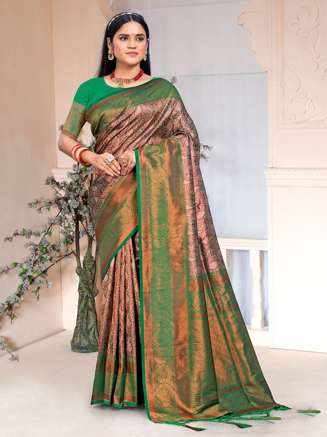 

Ishin Woven Design Zari Silk Blend Saree, Green