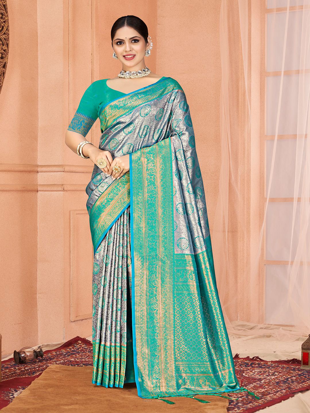 

Ishin Woven Design Zari Silk Blend Saree, Sea green