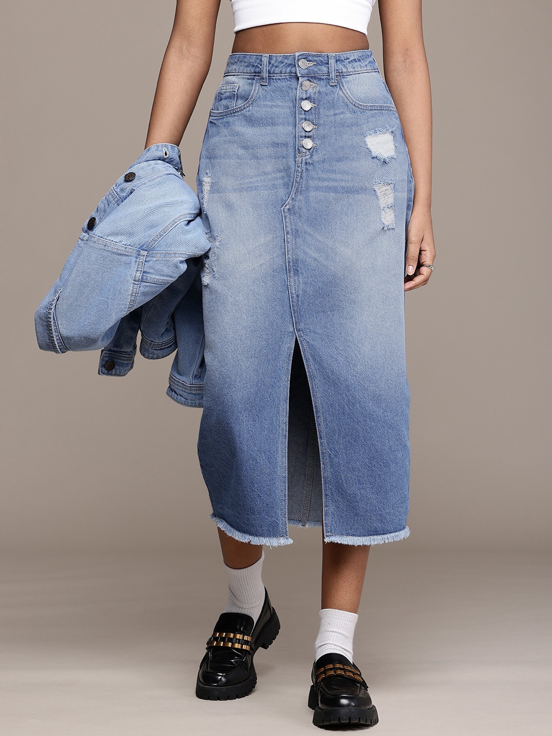 

The Roadster Life Co. Women Straight Pure Cotton Denim Midi Skirt, Blue