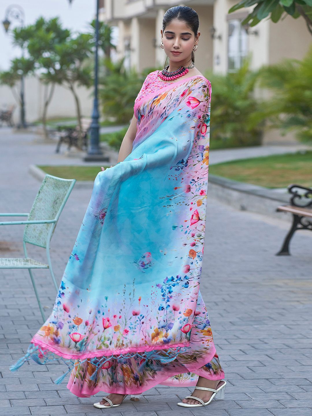 

Mitera Floral Satin Saree, Blue