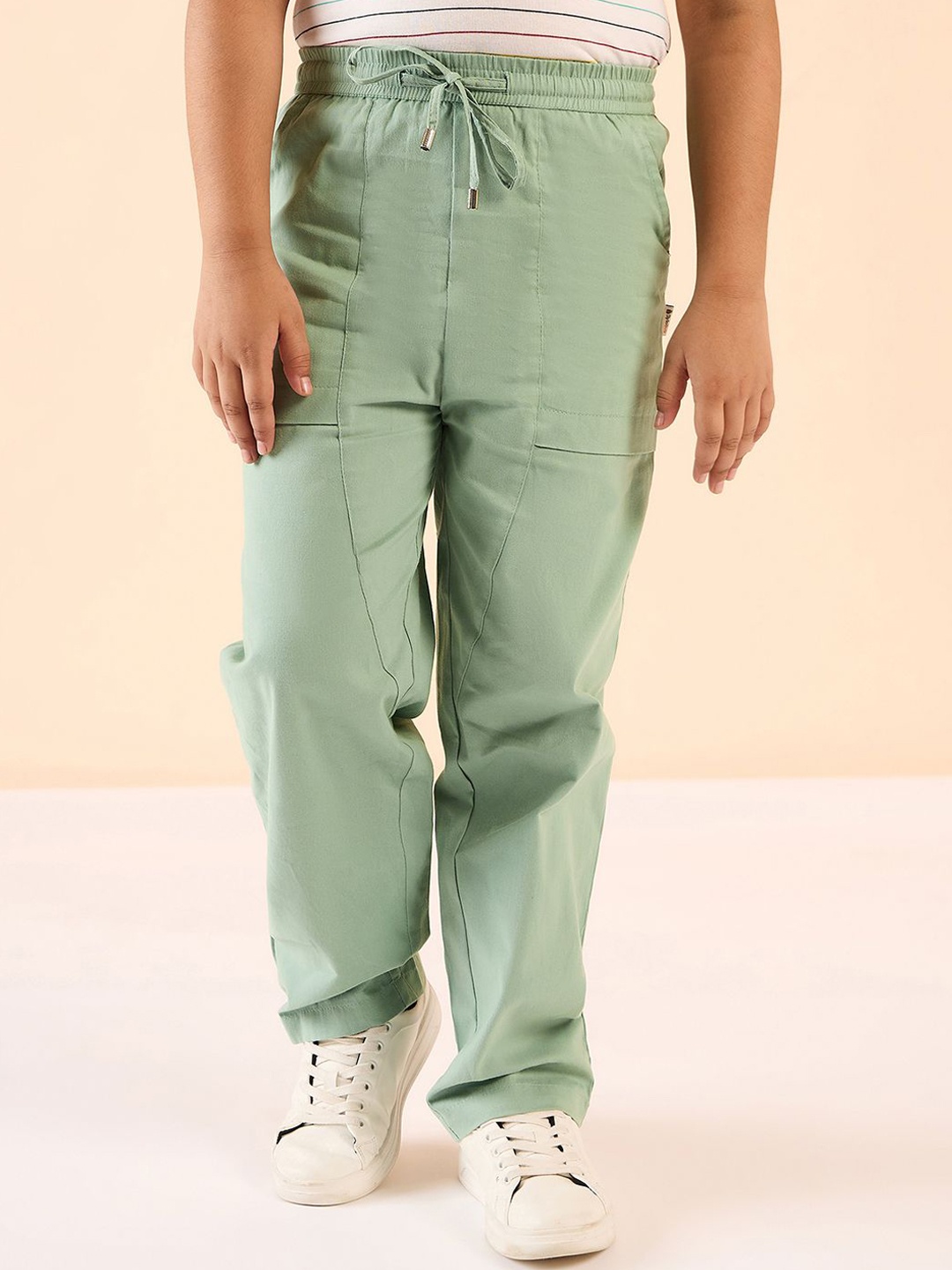 

Stylo Bug Boys Cargos Trousers, Green