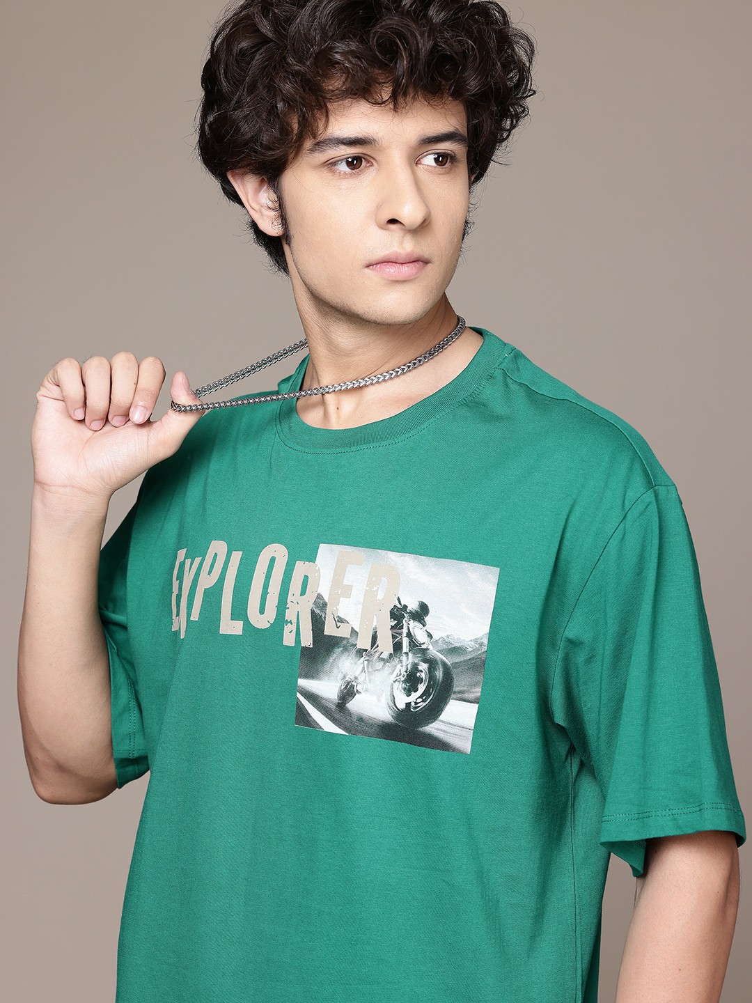 

The Roadster Lifestyle Co. Relaxed Fit Printed Pure Cotton T-shirt, Green