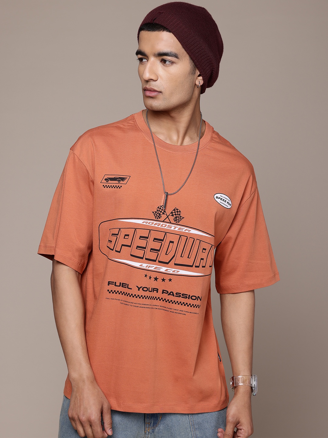 

The Roadster Lifestyle Co. Men Printed Pure Cotton Relaxed Fit T-shirt, Orange
